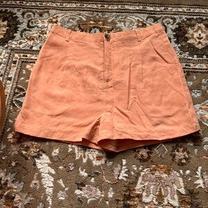 Charlie Moss orange linen shorts. Size S